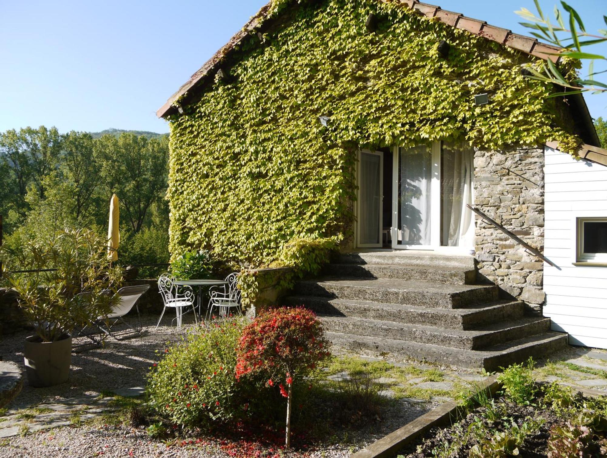 Bed and Breakfast Les Jardins De Lumiere Brusque Exterior foto