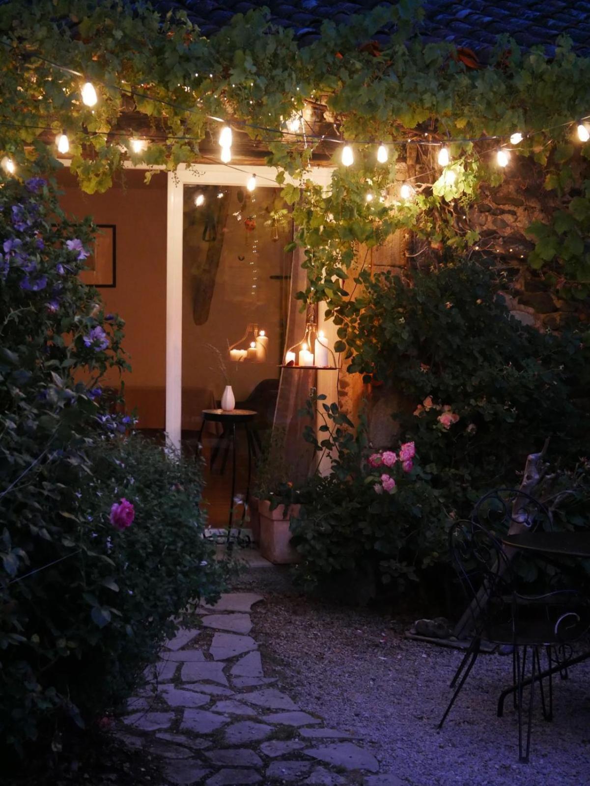 Bed and Breakfast Les Jardins De Lumiere Brusque Exterior foto