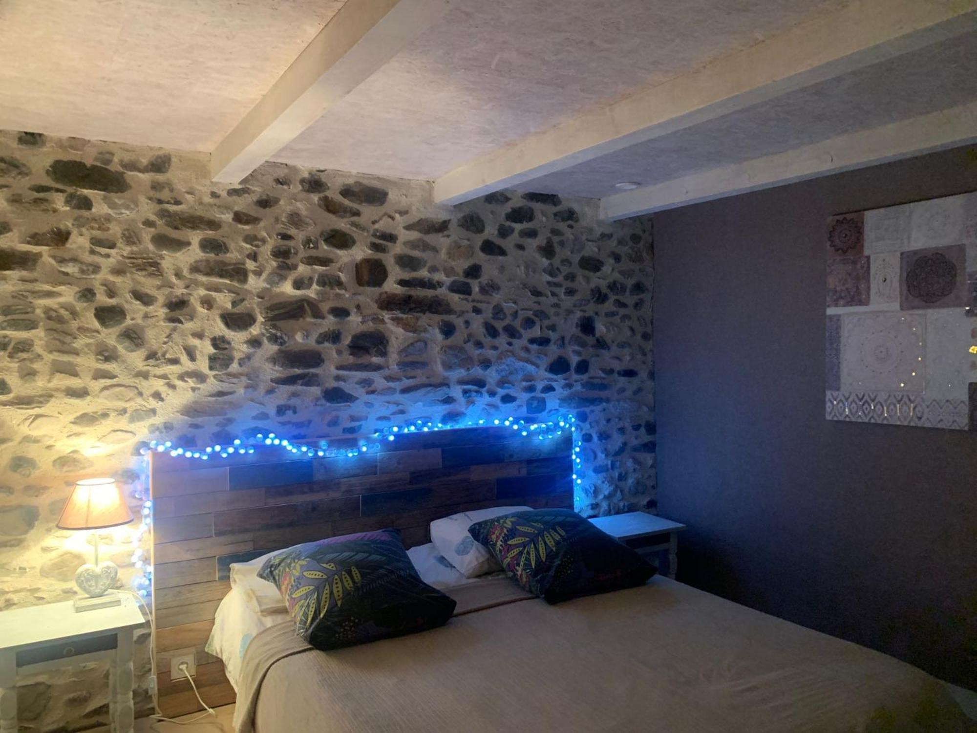 Bed and Breakfast Les Jardins De Lumiere Brusque Exterior foto