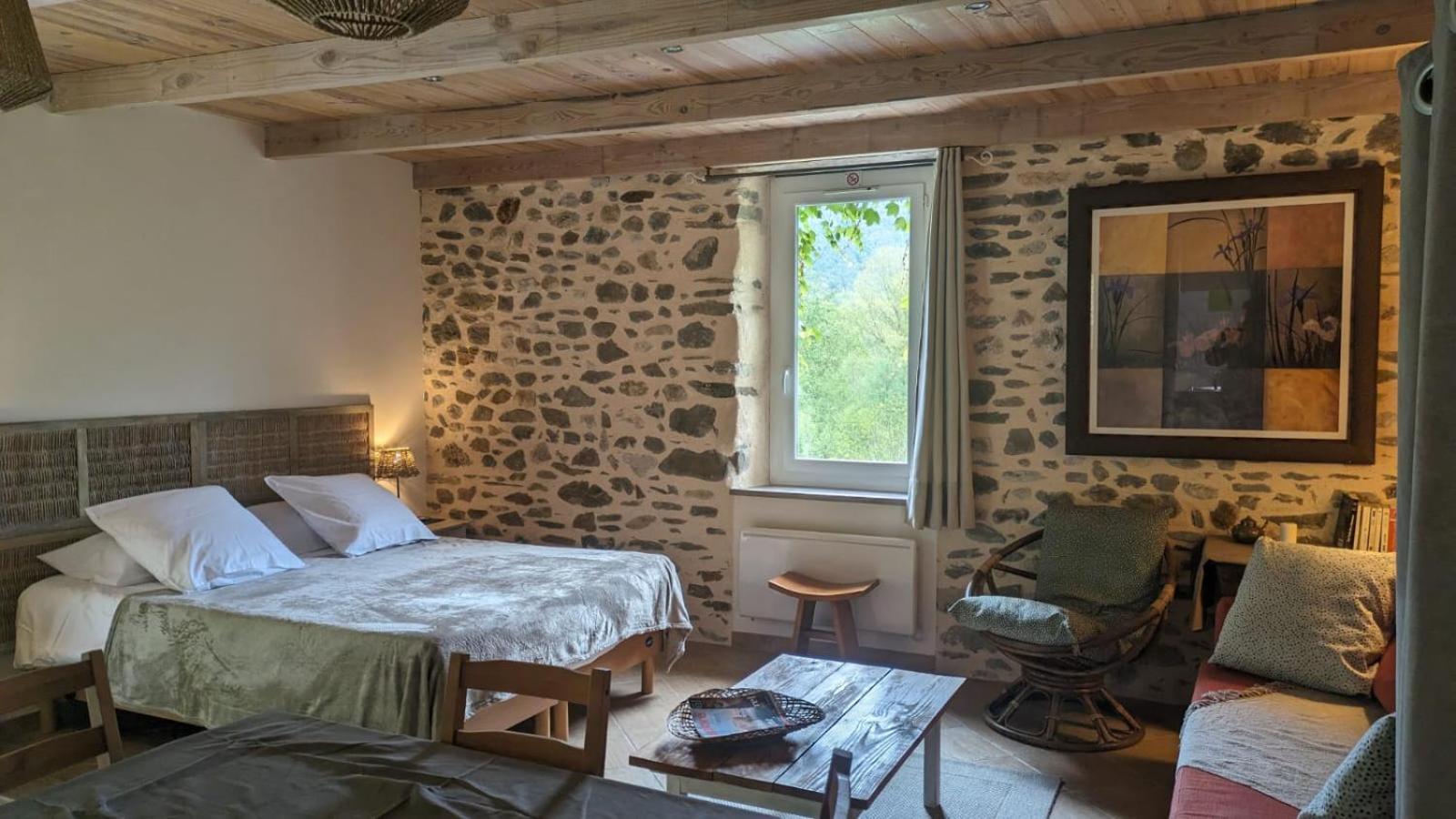 Bed and Breakfast Les Jardins De Lumiere Brusque Exterior foto